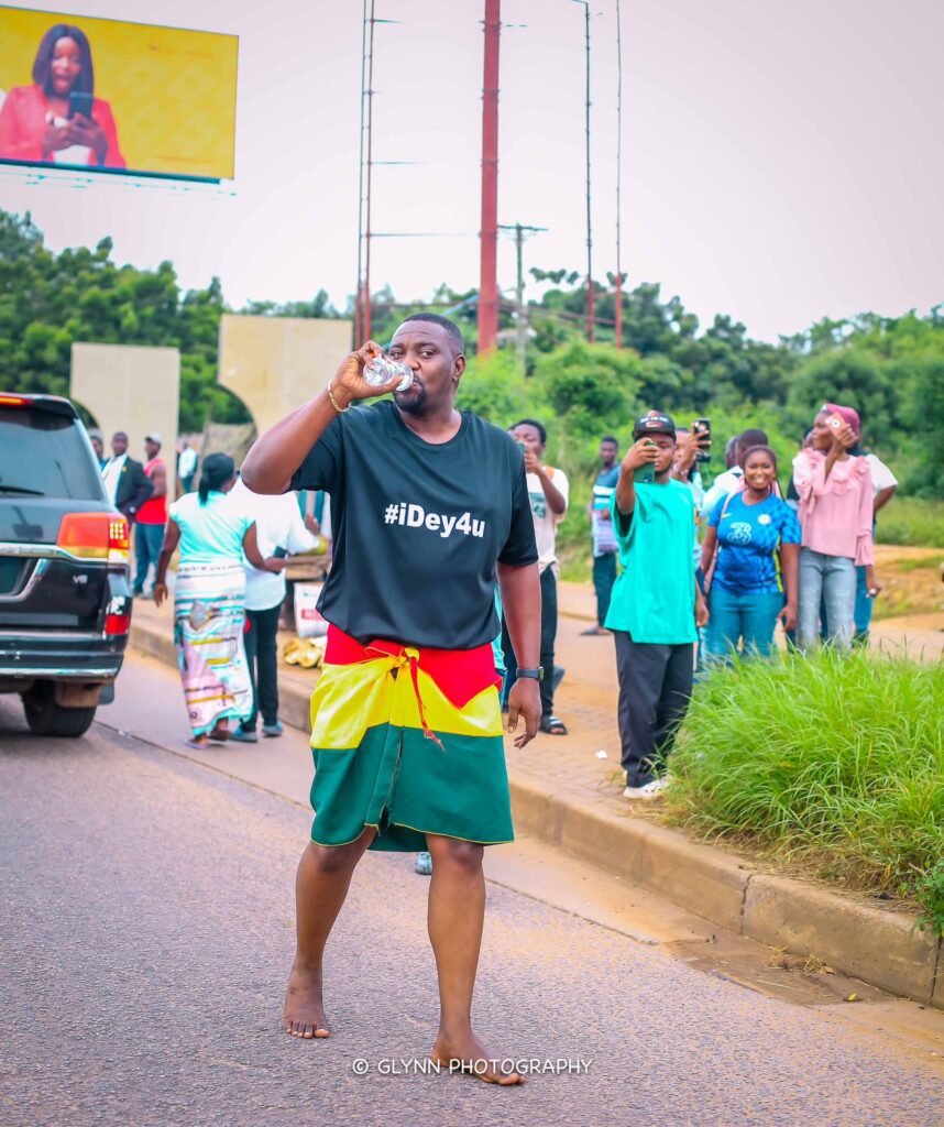 2023 NSMQ Promise John Dumelo Walks Backwards and Barefooted to PRESEC Legon (Pictures and Videos)